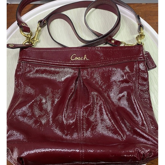 COACH WOMENS DARK RED PATENT LEATHER‎ HOBO HANDBAG PURSE 11x10.5x4 - Picture 1 of 16
